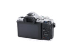 Olympus OM-D E-M10 Mark III