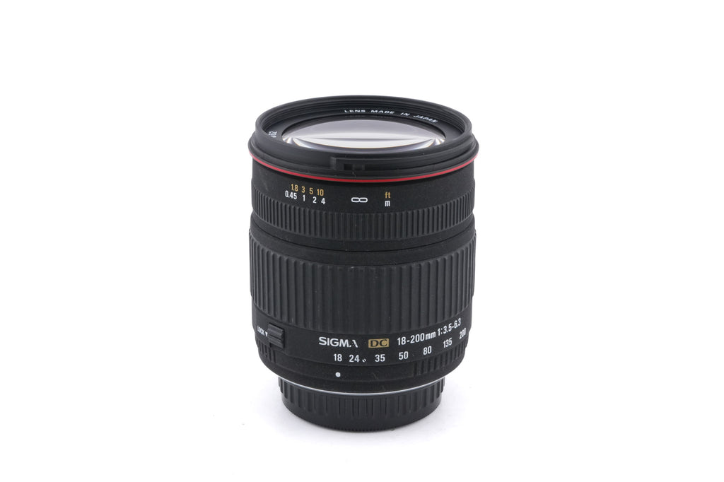Sigma 18-200mm f3.5-6.3 DC Zoom