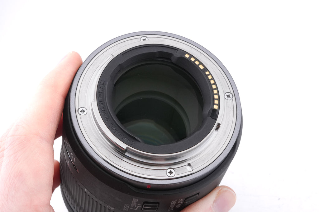 Canon 15-30mm f4.5-6.3 IS STM