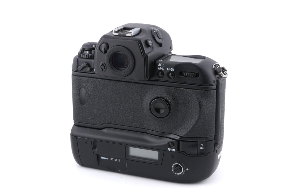 Nikon F5