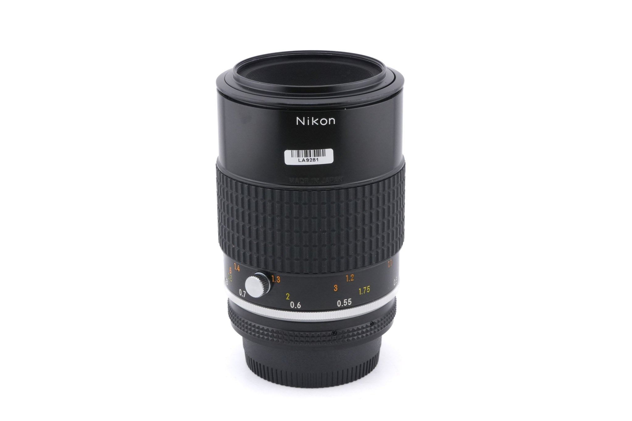 Nikon 105mm f4 Micro-Nikkor AI-S