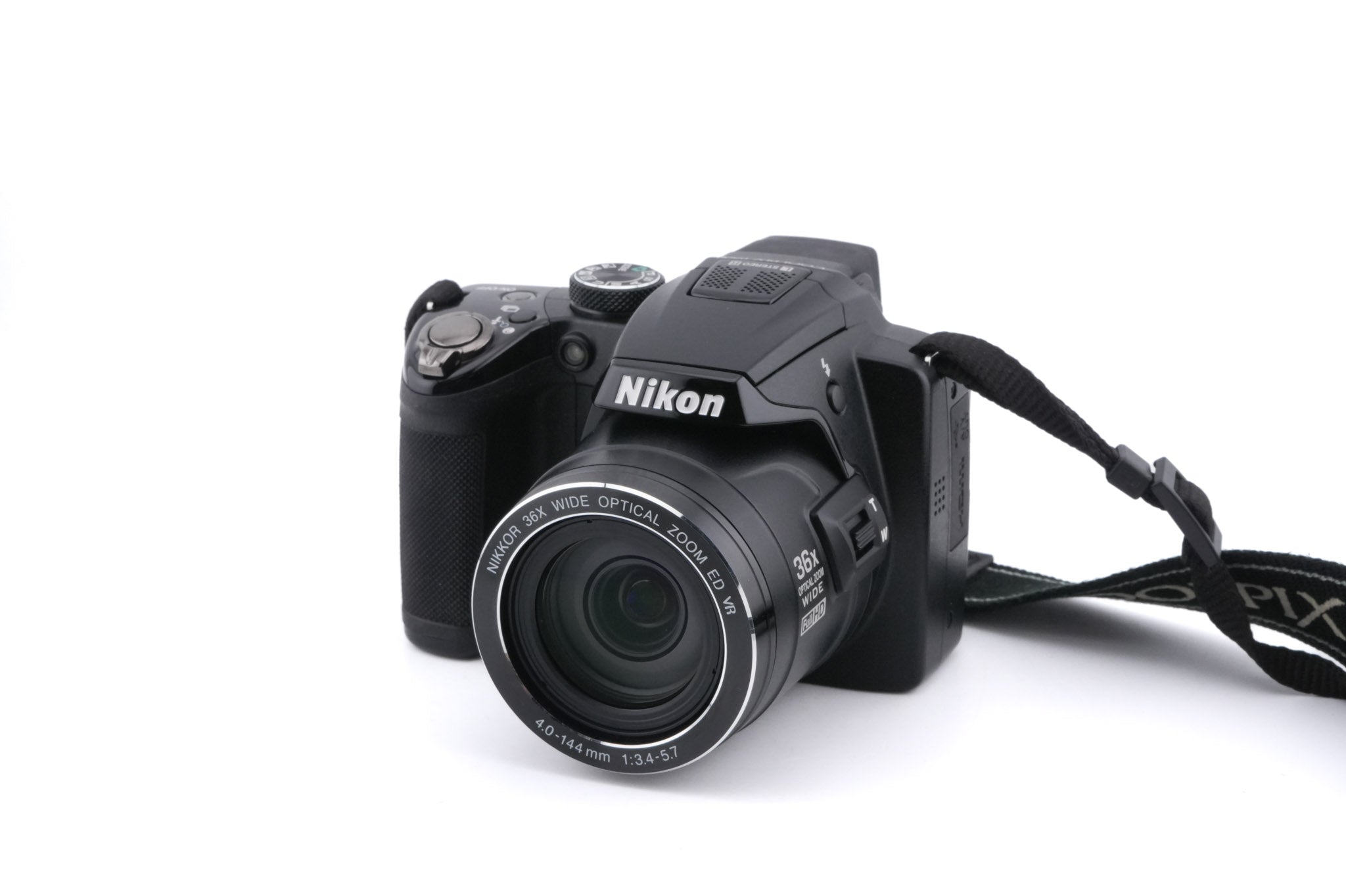 Nikon Coolpix P500