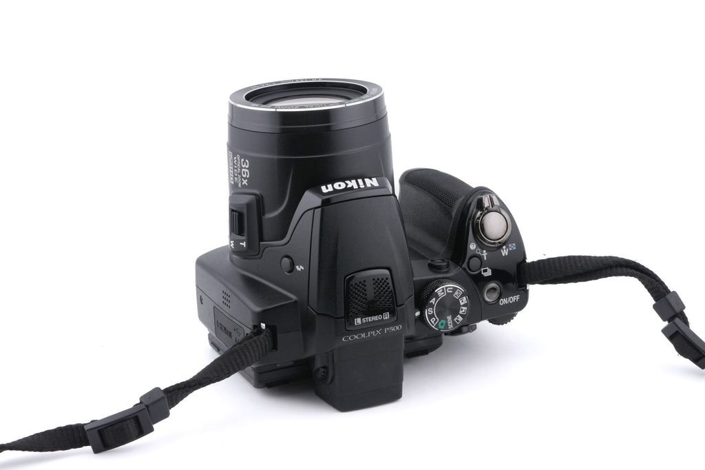 Nikon Coolpix P500