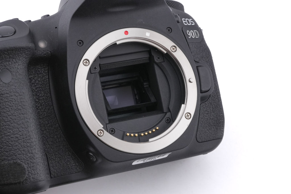 Canon EOS 90D