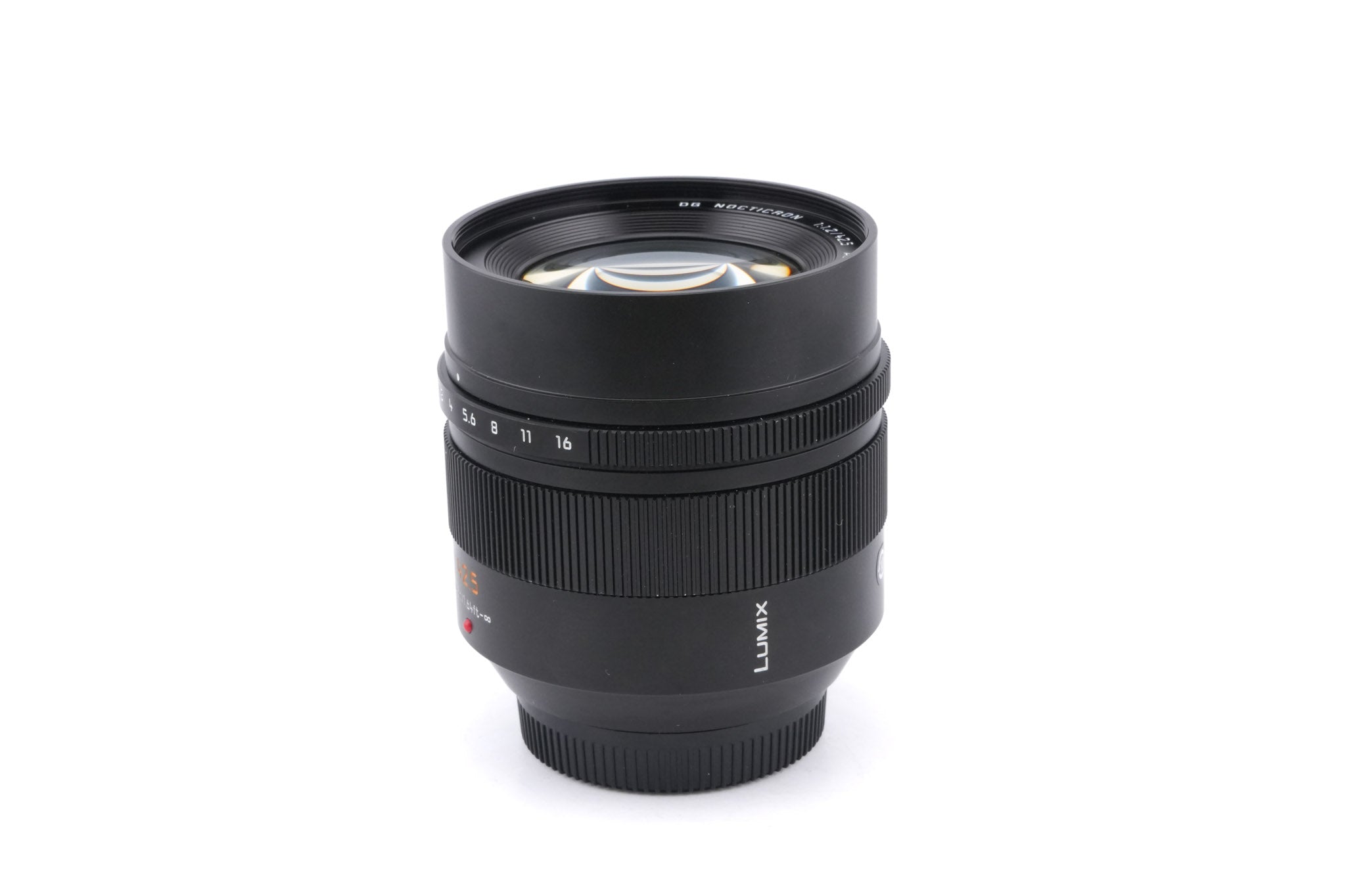 Panasonic 42.5mm f1.2 Leica DG Nocticron ASPH. Power O.I.S. (H-NS043)