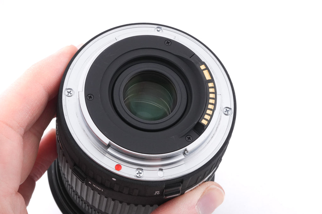 Sigma 17-70mm f2.8-4.5 DC