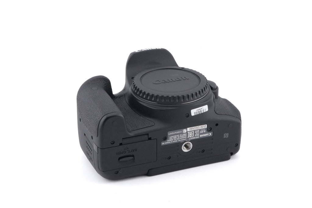 Canon EOS 750D