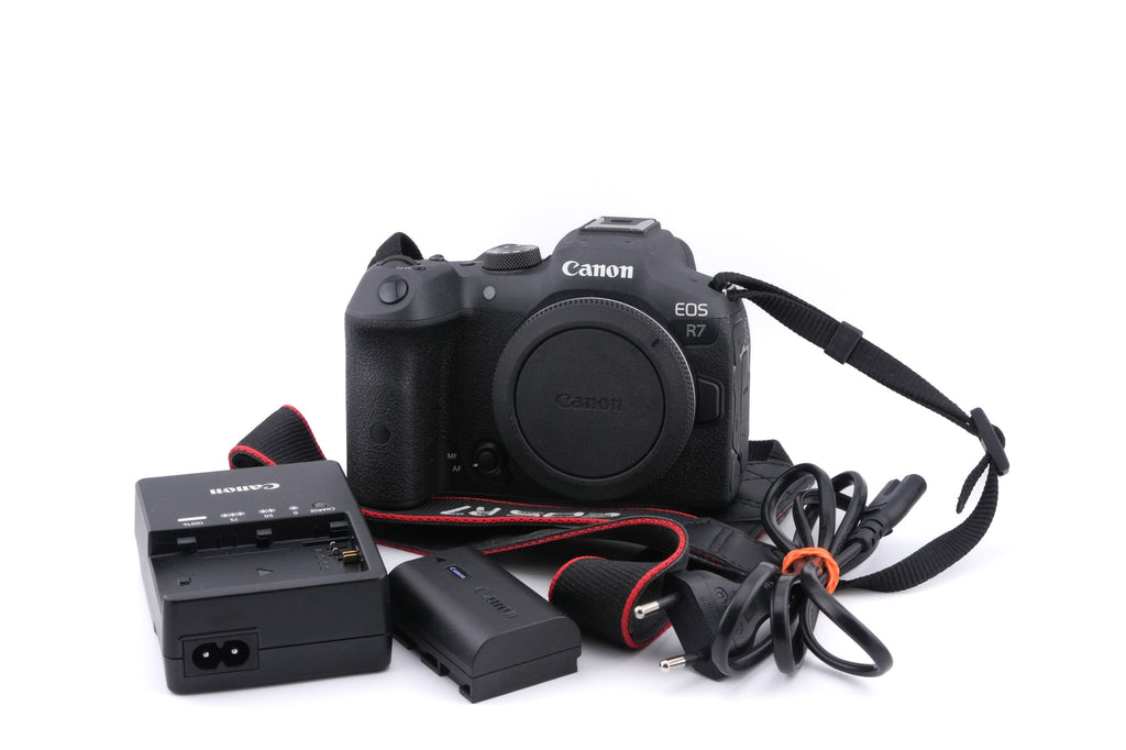 Canon EOS R7