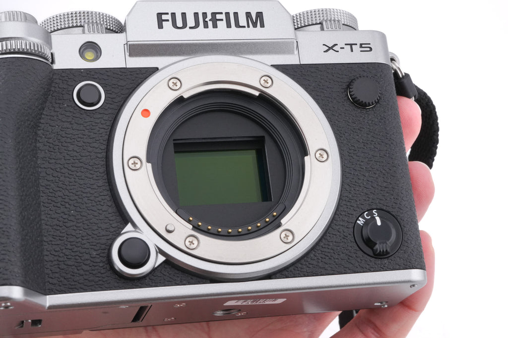 Fujifilm X-T5