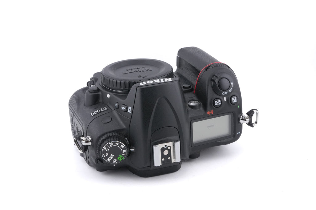 Nikon D7000