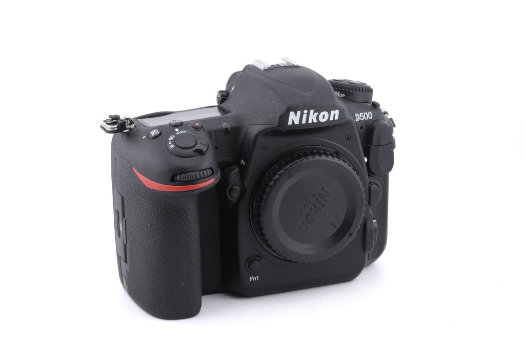 Nikon D500