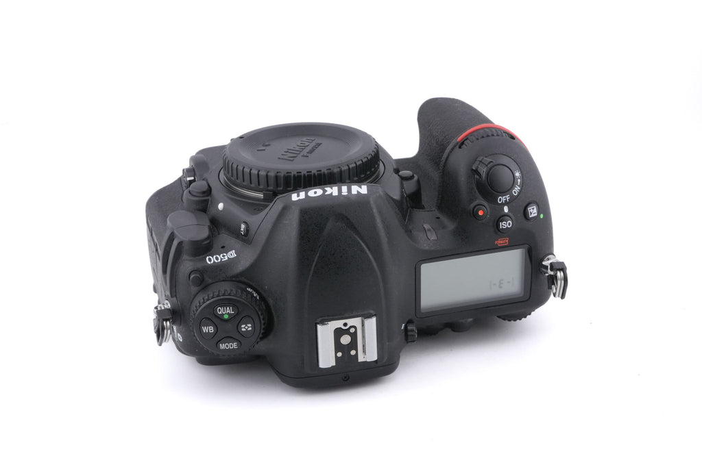 Nikon D500