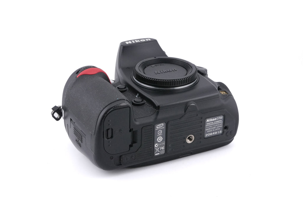 Nikon D700