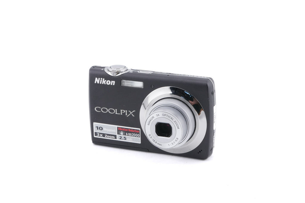 Nikon Coolpix S220