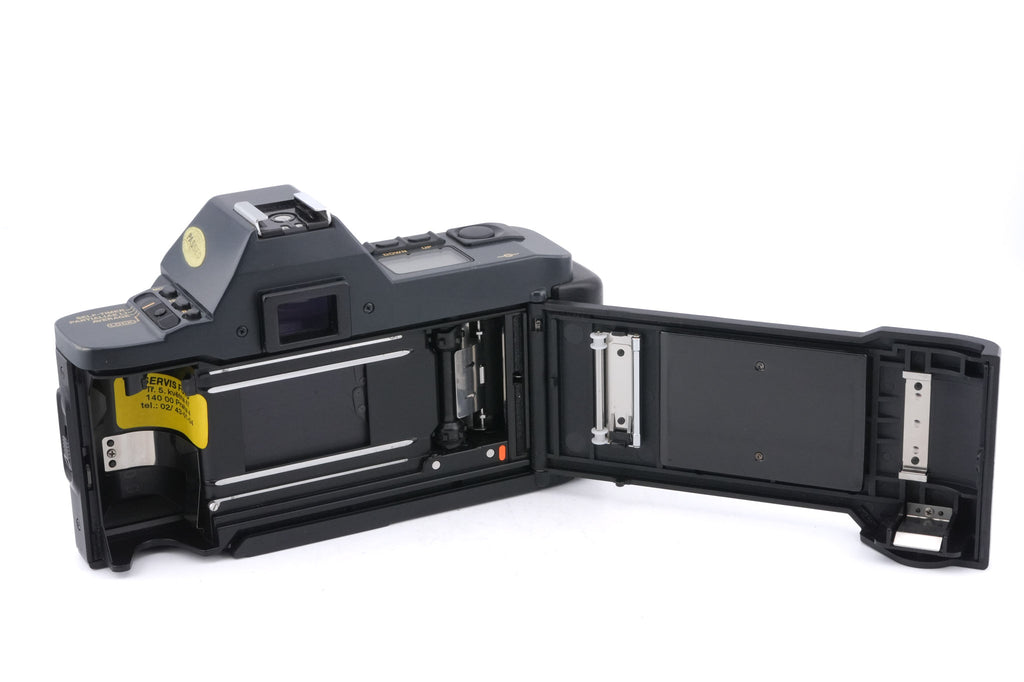 Canon T70