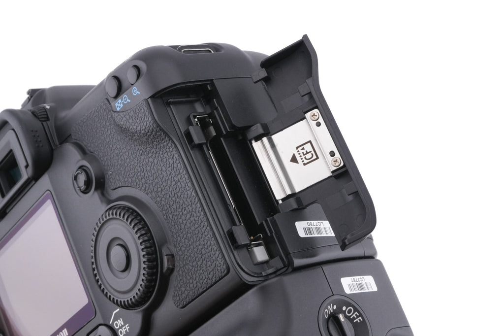 Canon EOS 5D + BG-E4 Battery Grip