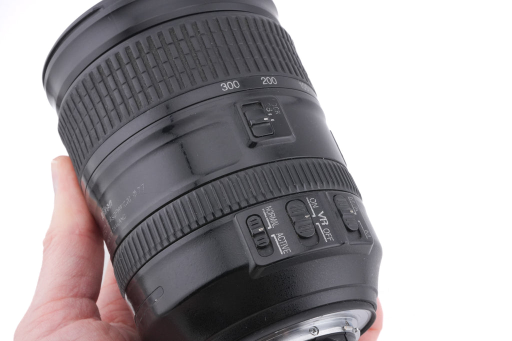 Nikon 28-300mm f3.5-5.6 AF-S Nikkor G ED VR