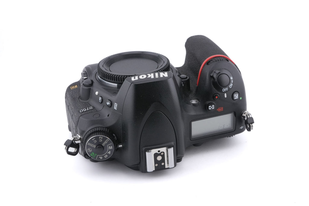 Nikon D750