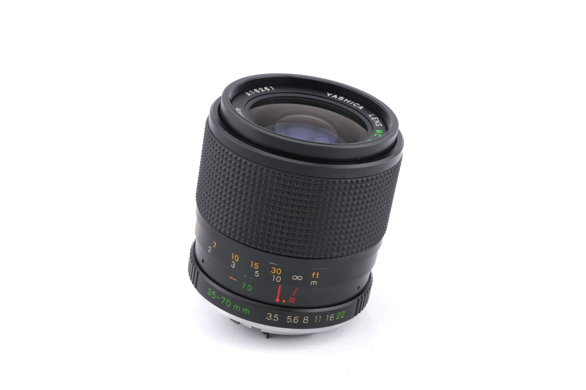 Yashica 35-70mm f3.5-4.5 MC
