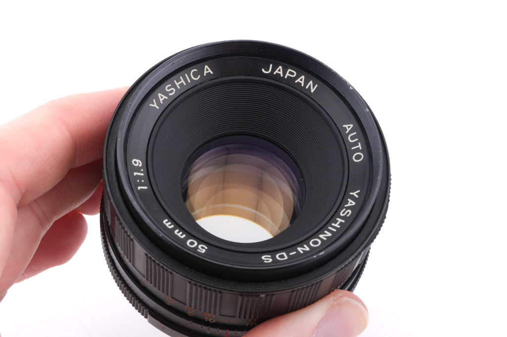 Yashica 50mm f1.9 Yashinon-DS