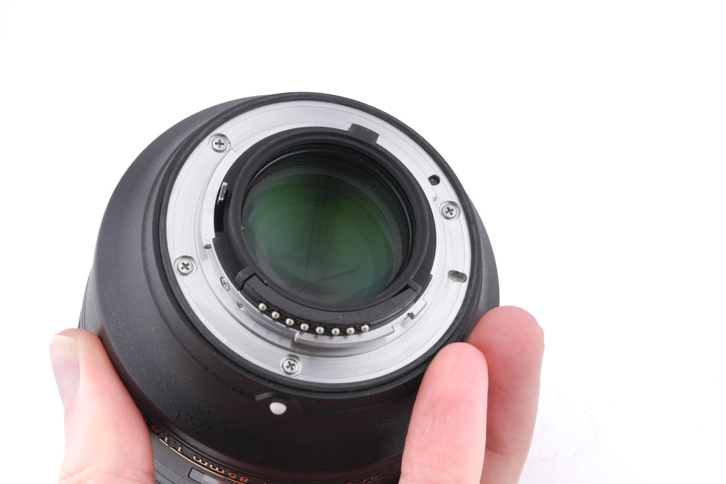 Nikon 85mm f1.8 AF-S Nikkor G