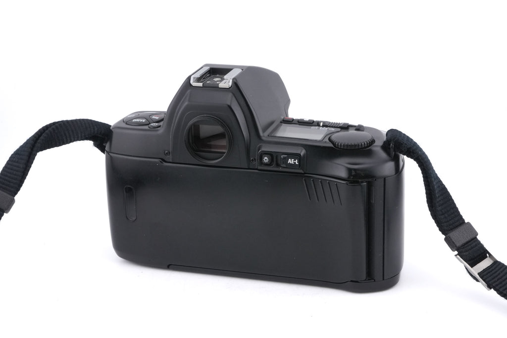 Nikon F-801