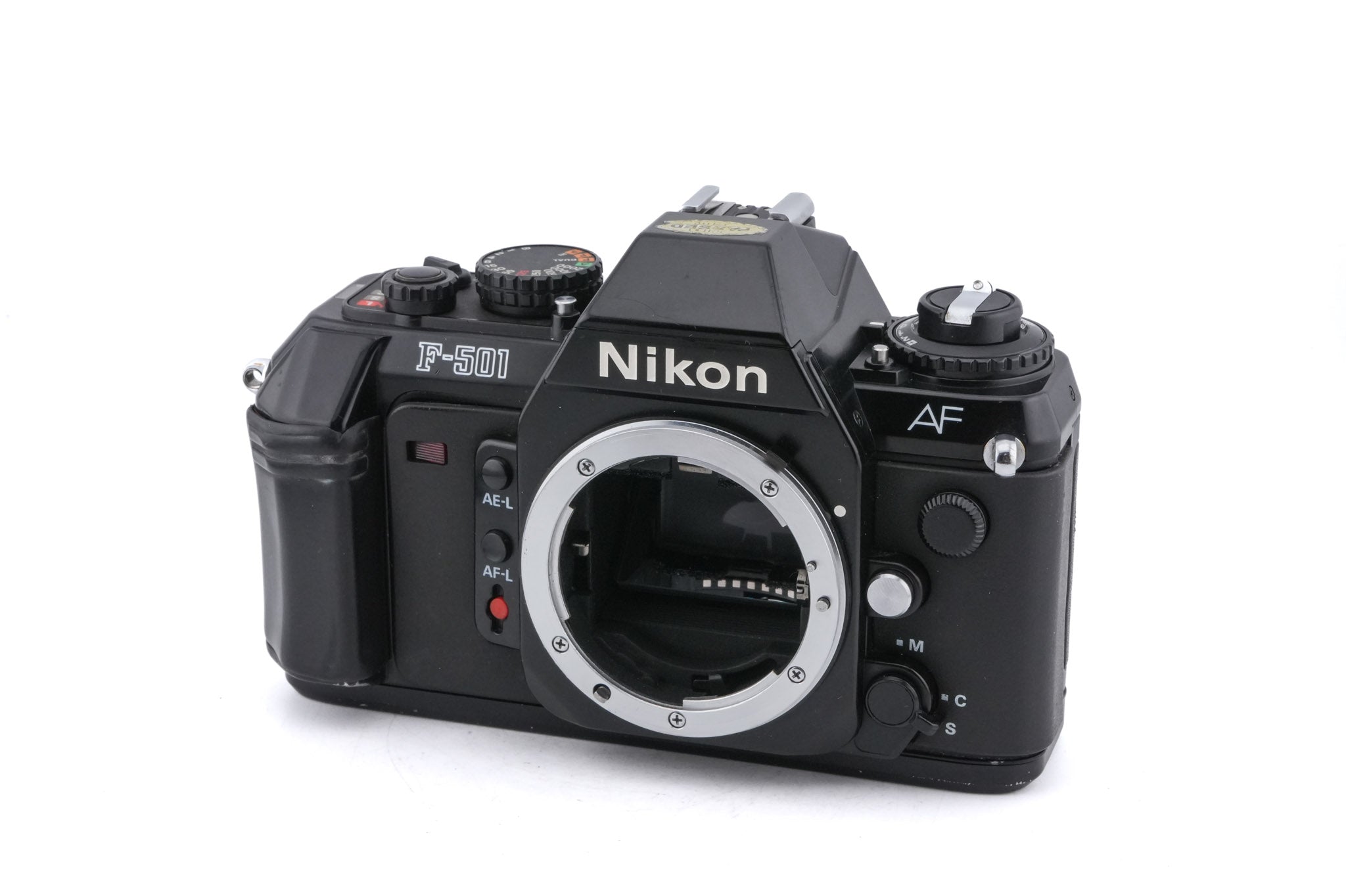 Nikon F-501 完動品Nikon F-501 一眼レフカメラ AF Nikkor 35-70mm