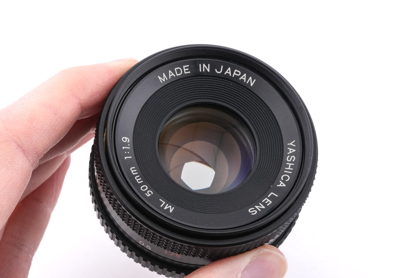 Yashica 50mm f1.9 ML