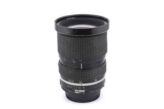 Nikon 35-70mm f3.5 Zoom-Nikkor AI