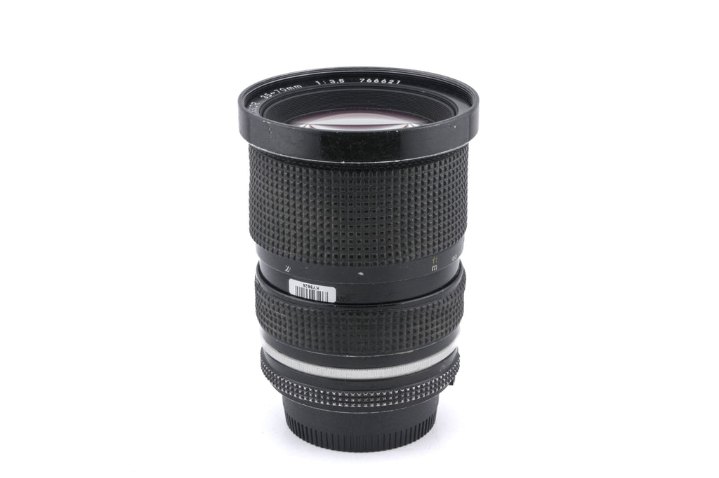 Nikon 35-70mm f3.5 Zoom-Nikkor AI