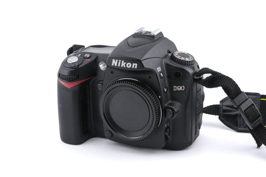 Nikon D90