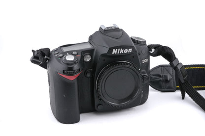 Nikon D90