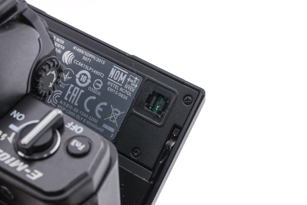 Olympus OM-D E-M10 Mark II