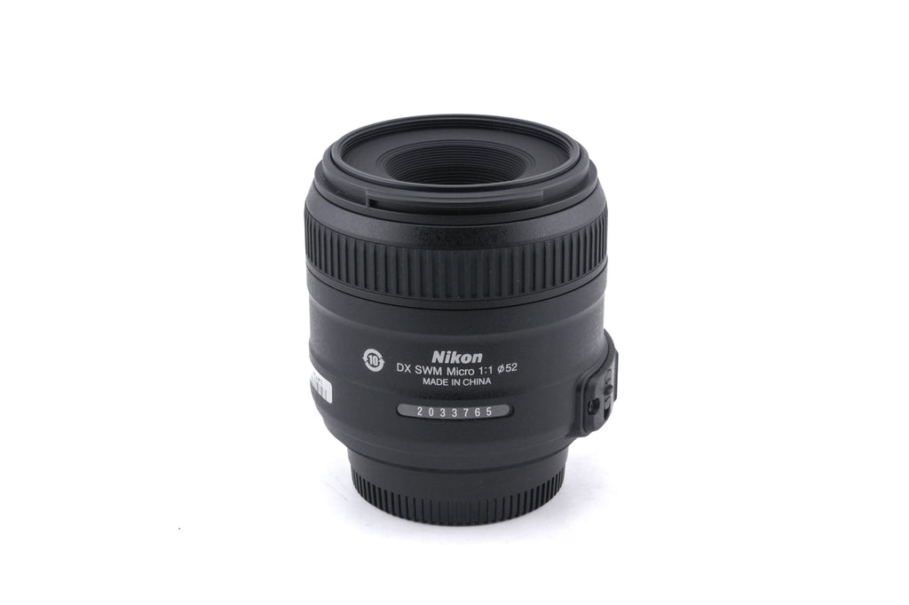 Nikon 40mm f2.8 AF-S Micro Nikkor G