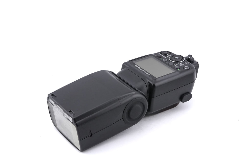 Nikon SB-900 Speedlight