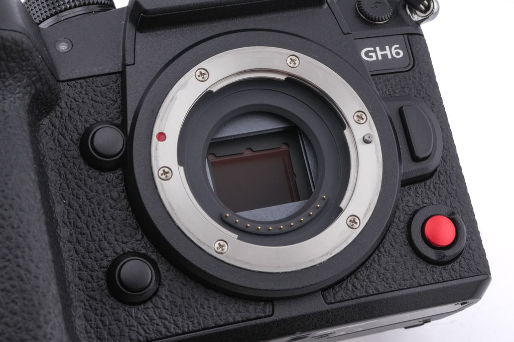Panasonic Lumix DC-GH6