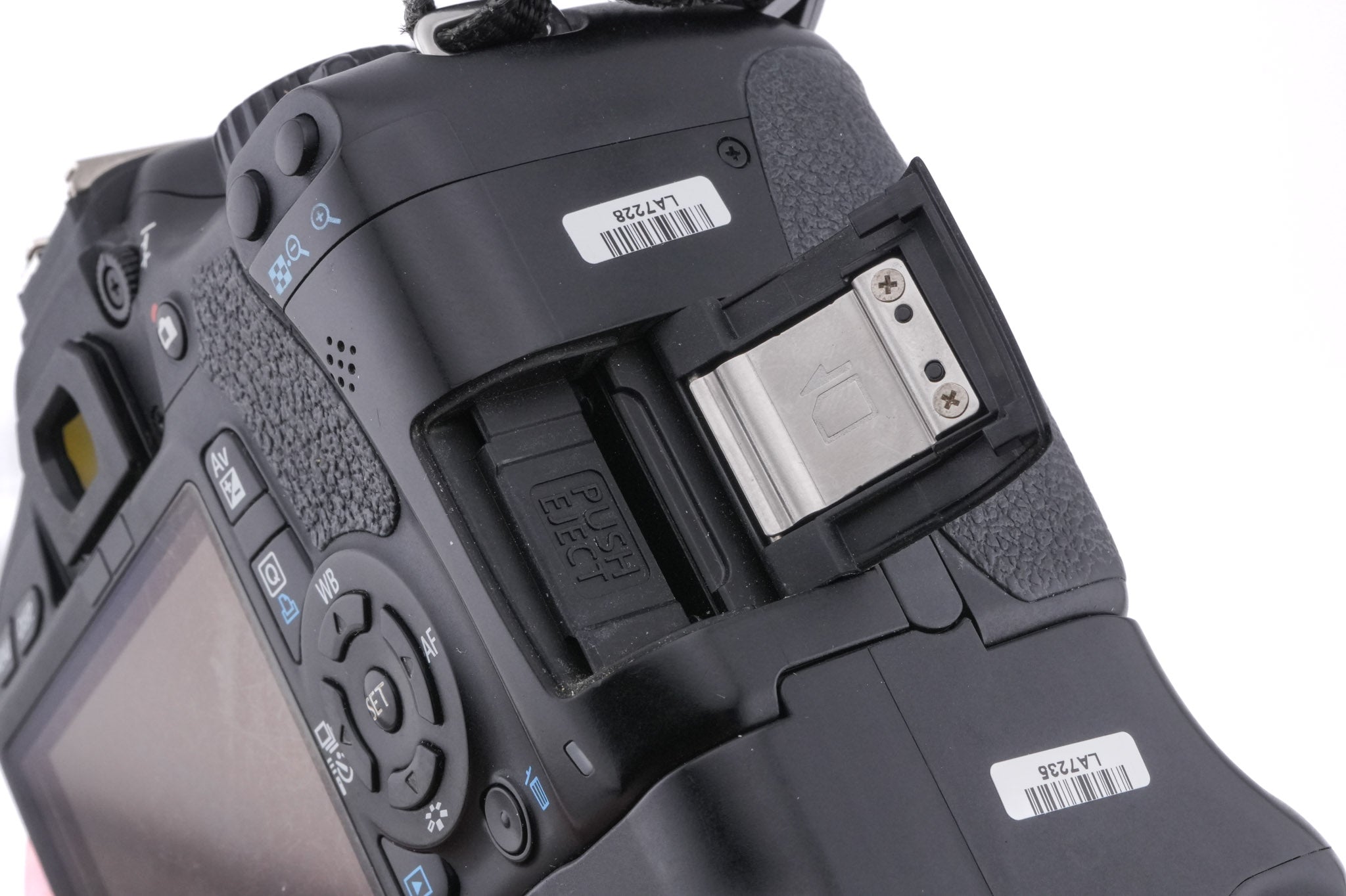 Canon EOS 550D + BG-E8 Battery Grip