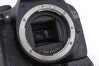Canon EOS 550D + BG-E8 Battery Grip