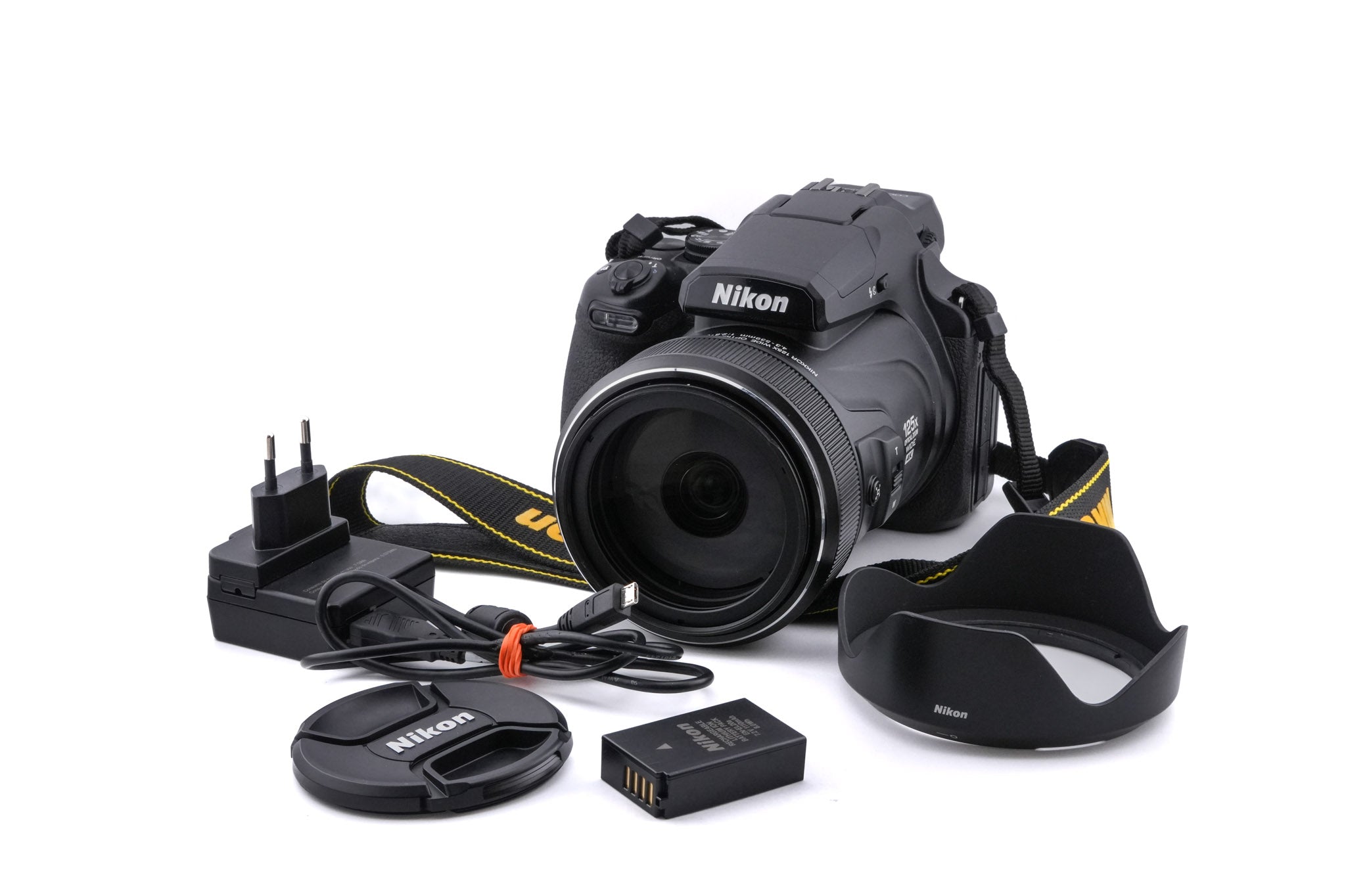 Nikon Coolpix P1000