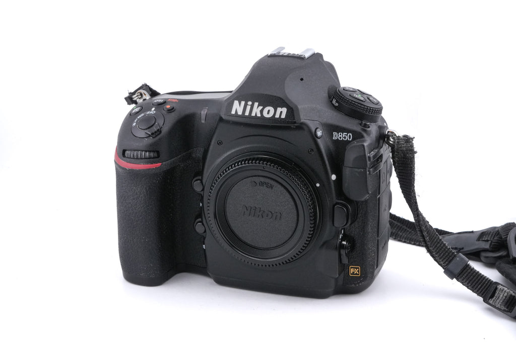 Nikon D850