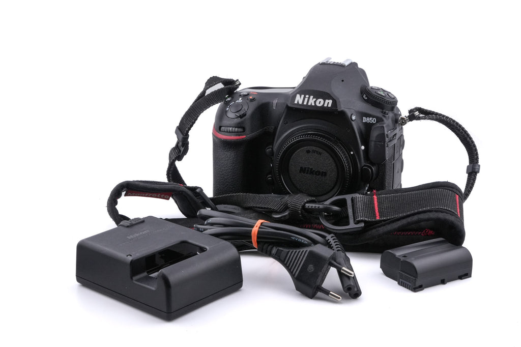 Nikon D850