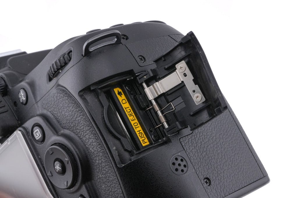 Nikon D90