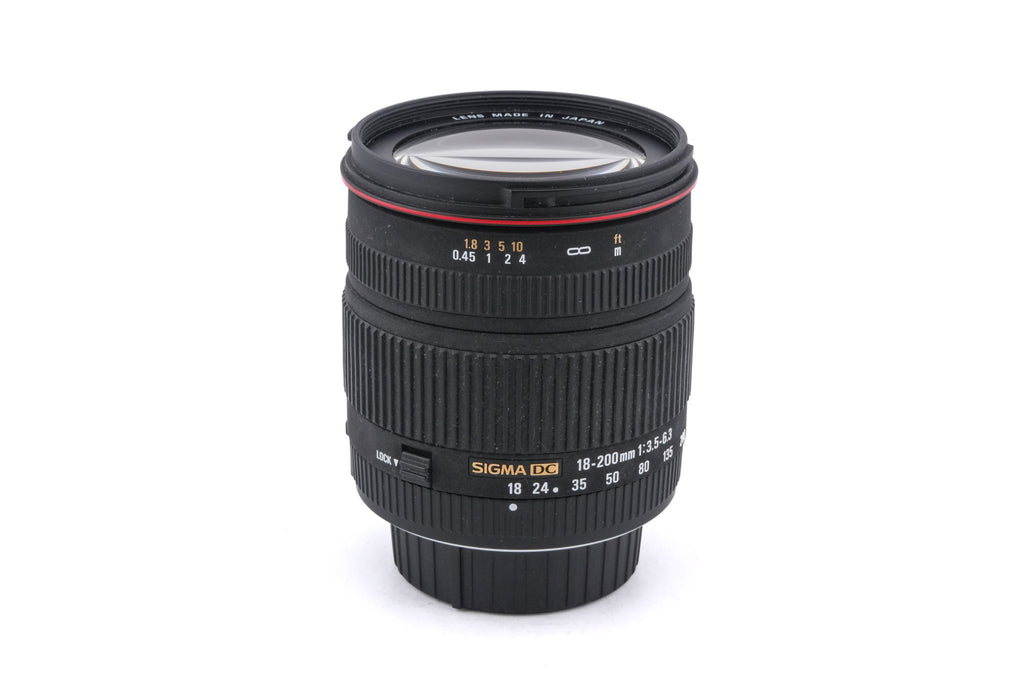 Sigma 18-200mm f3.5-6.3 D DC