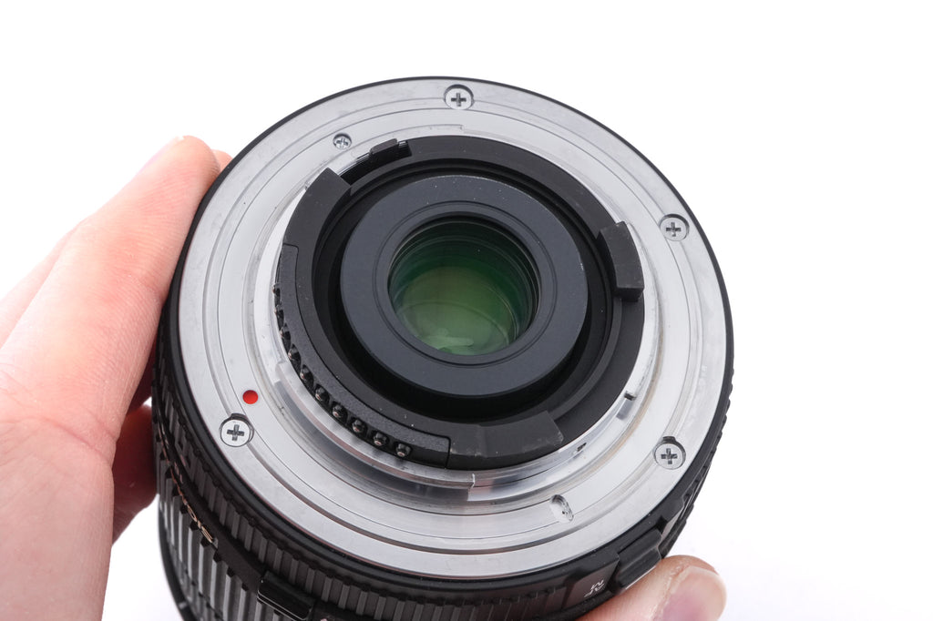 Sigma 18-200mm f3.5-6.3 D DC