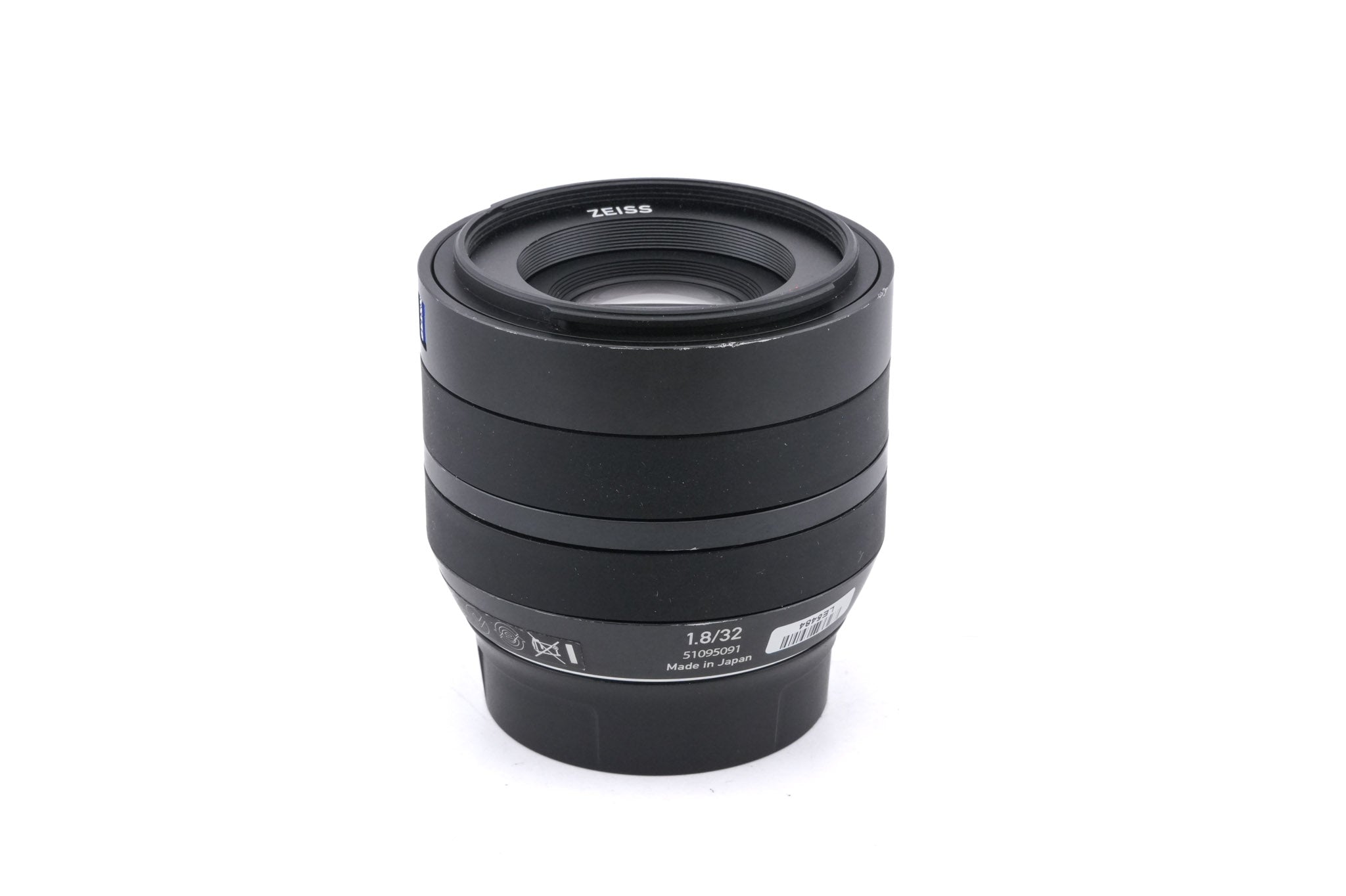 Carl Zeiss 32mm f1.8 Planar T* Touit