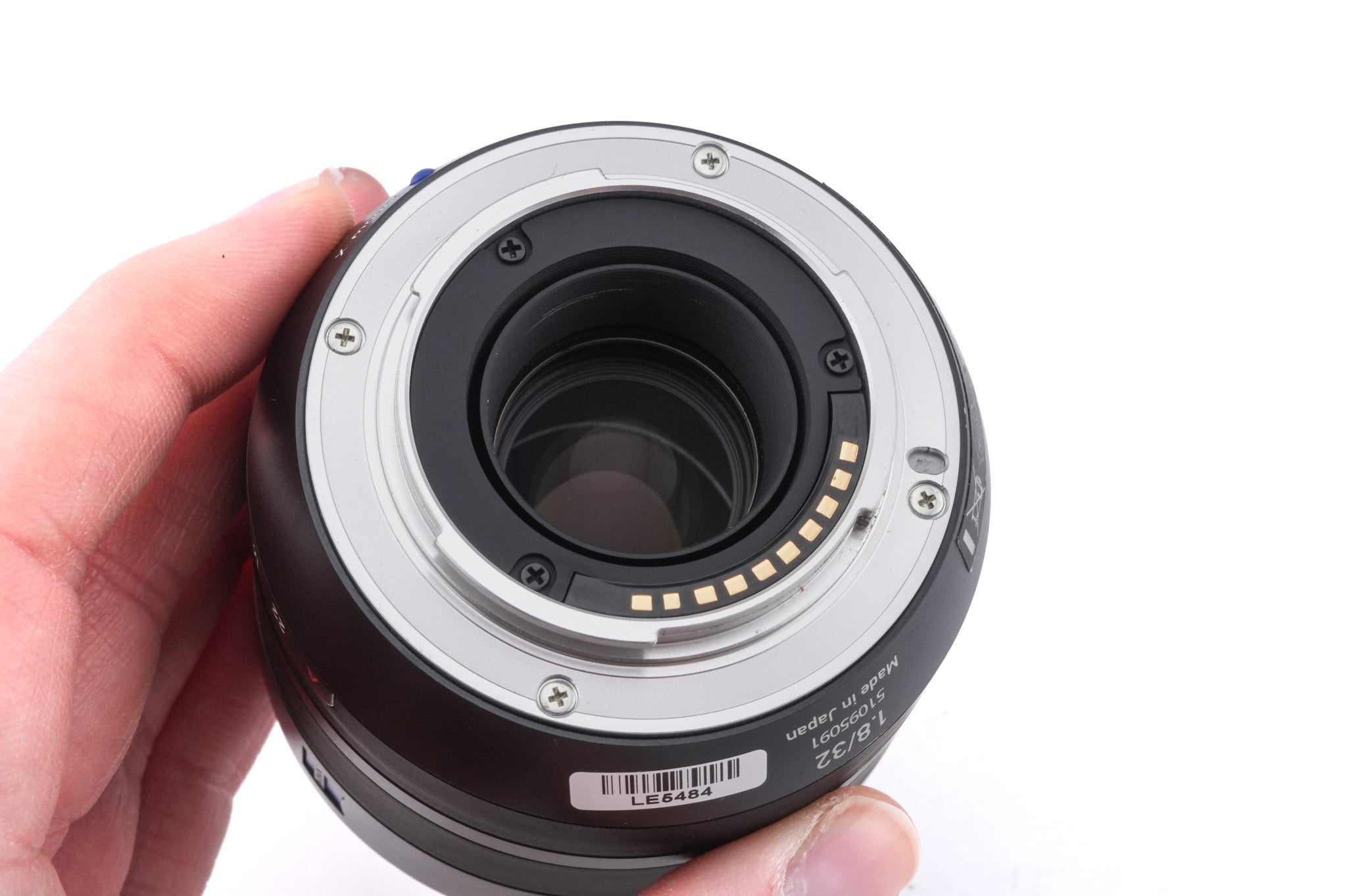 Carl Zeiss 32mm f1.8 Planar T* Touit