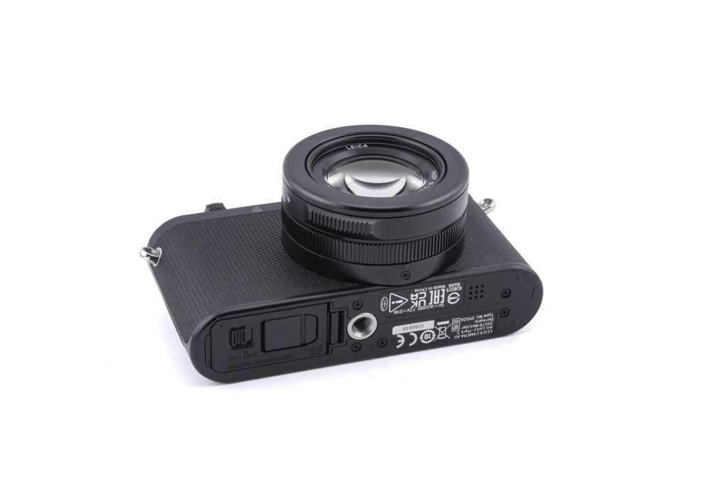 Leica D-Lux 8