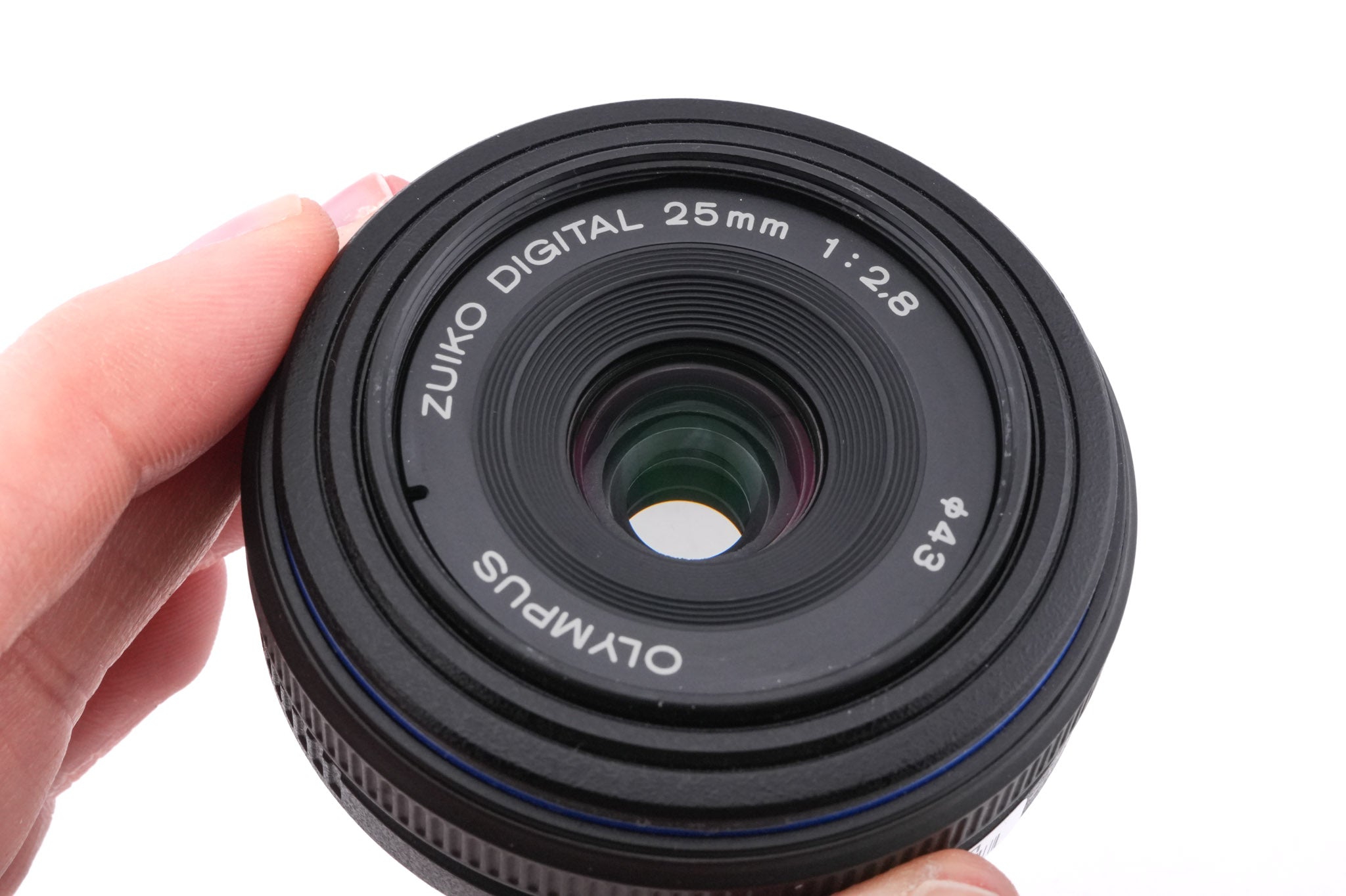 Olympus 25mm f2.8 Zuiko Digital
