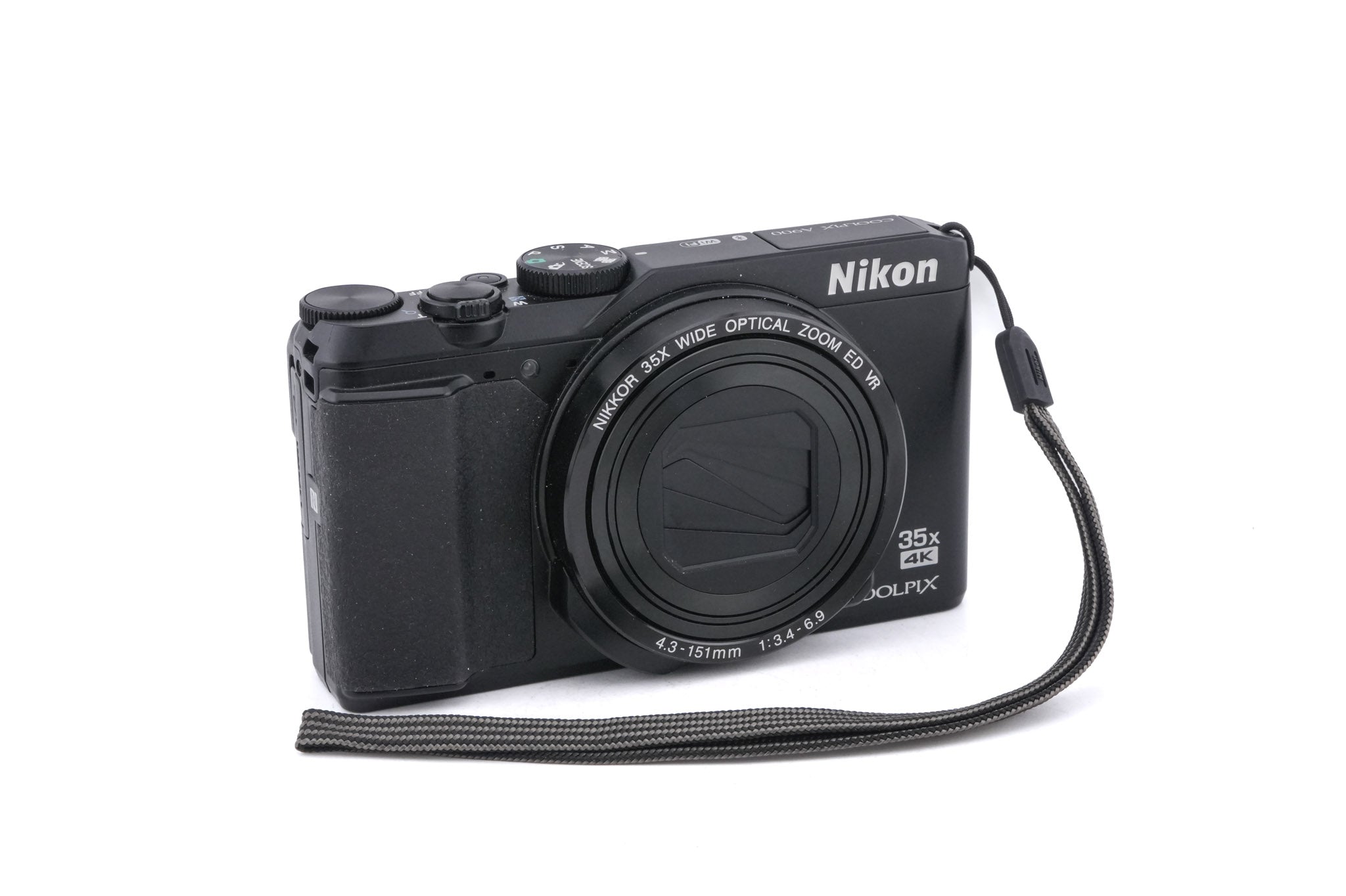 Nikon Coolpix A900