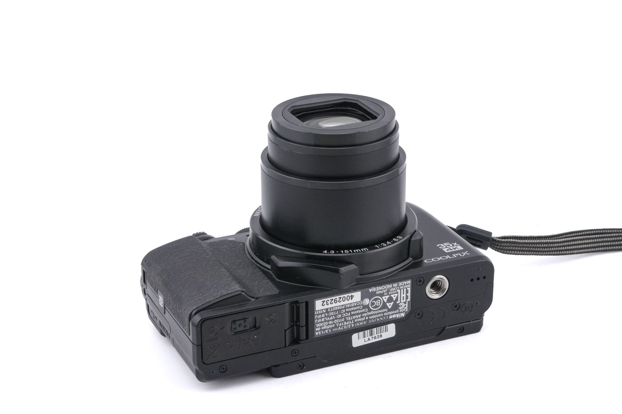 Nikon Coolpix A900